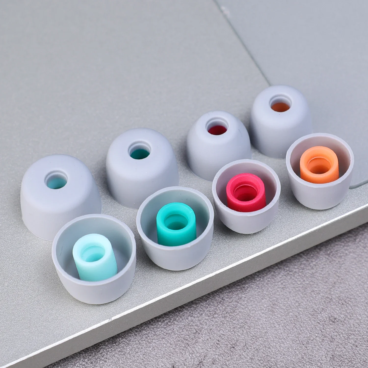 Noise Cancelling Earbuds Soft  - Silicone Ear Tip Replacement recensione e prezzo